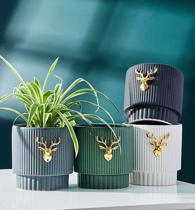 Deer Head Ribbed Ceramic Planter - Elegant Indoor Pot