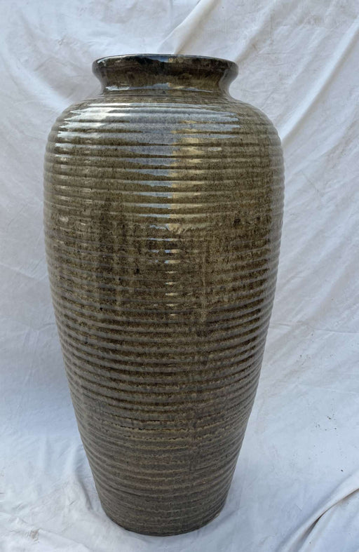 Cylindrical Tiger Skin Ceramic