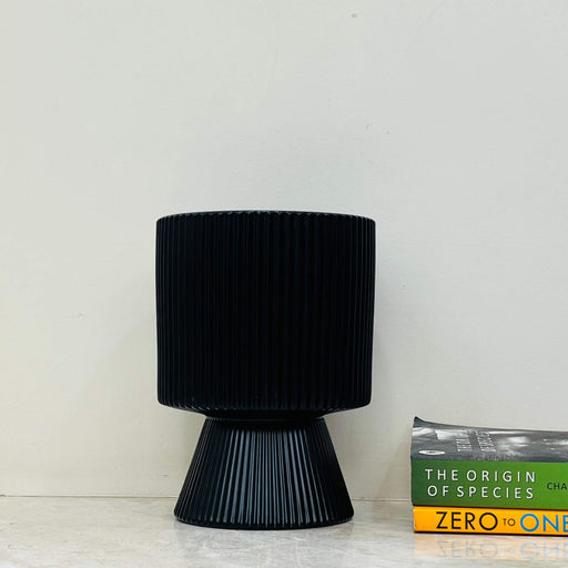 Large ribbed ceramic planter with flared base